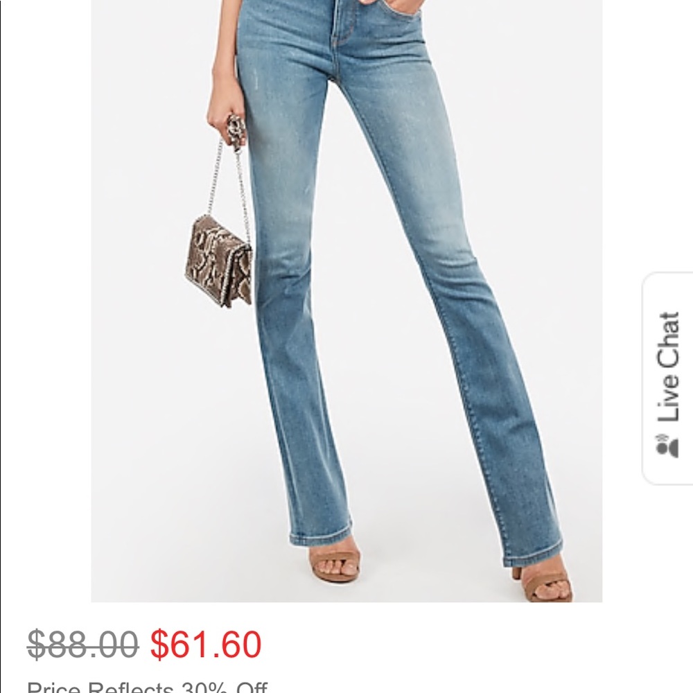 Express Denim 5/6 L Relaxed Fit Low Rise Boot Cut